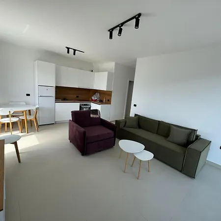 Apartament Driton's Shëngjin